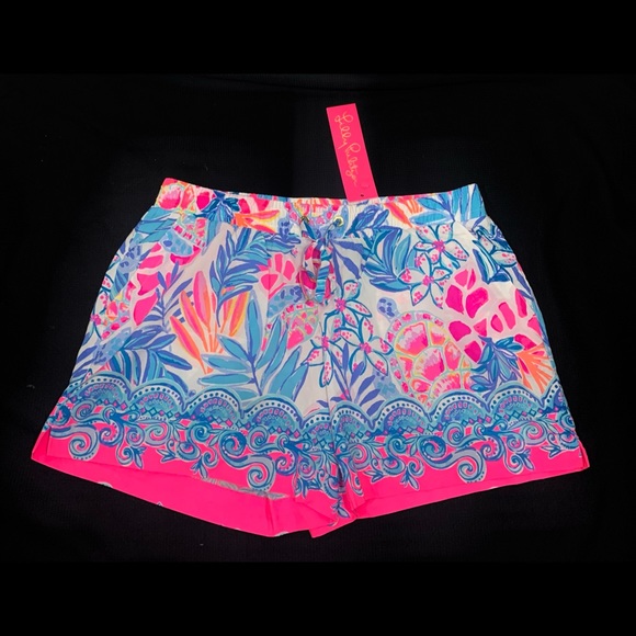 LILLY PULITZER SMALL Rainforest retreat shorts NWT RARE